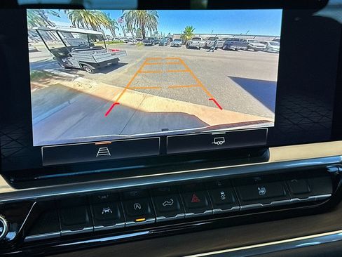 Used 2023 GMC Sierra 1500 SLT w/ SLT Premium Package RWD image 19