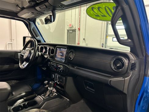 Used 2022 Jeep Gladiator Overland image 33