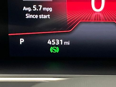 Used 2024 Volkswagen Tiguan SE R-Line image 24