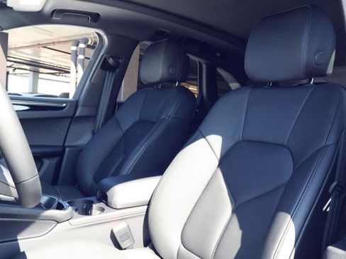 New 2026 Porsche Macan S image 5