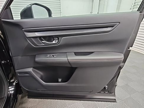 Used 2025 Honda CR-V Sport-L image 41