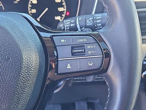 Certified 2025 Honda Pilot Touring image 27