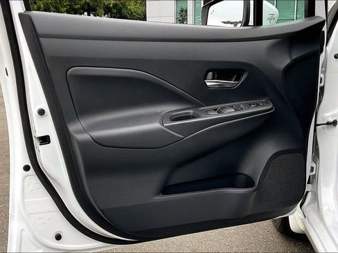 New 2025 Nissan Versa SV w/ Trunk Package image 20