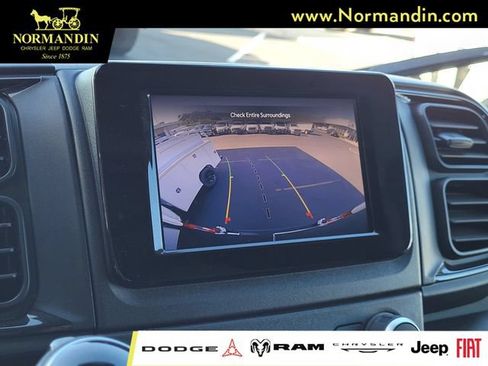 Used 2025 RAM ProMaster 2500 w/ U-Haul Equipment Group FWD image 10