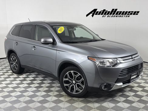 Used 2015 Mitsubishi Outlander GT image 1