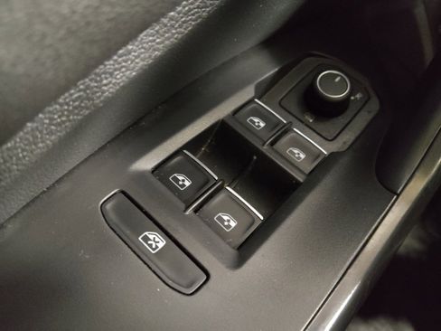 Used 2024 Volkswagen Jetta SEL image 27