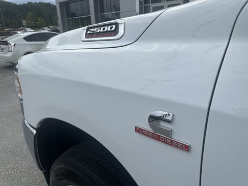 Used 2024 RAM 2500 Big Horn image 11