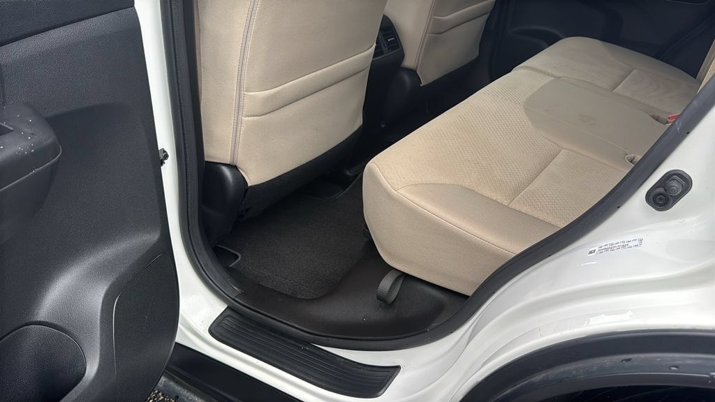 Used 2015 Honda CR-V EX image 33
