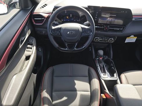 New 2025 Chevrolet TrailBlazer RS w/ Convenience Package FWD image 14