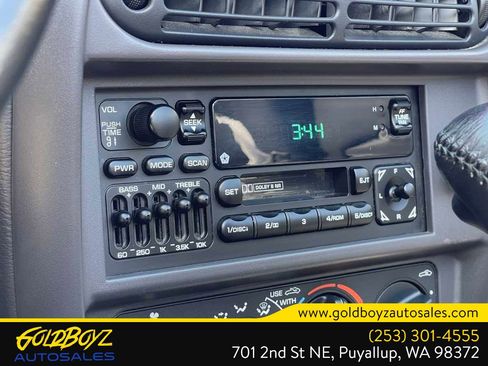Used 1999 Plymouth Prowler RWD image 21