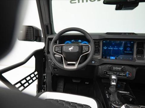 Used 2025 Ford Bronco 4-Door image 19