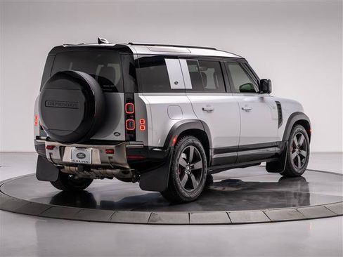 Used 2023 Land Rover Defender 110 X AWD/4WD image 5