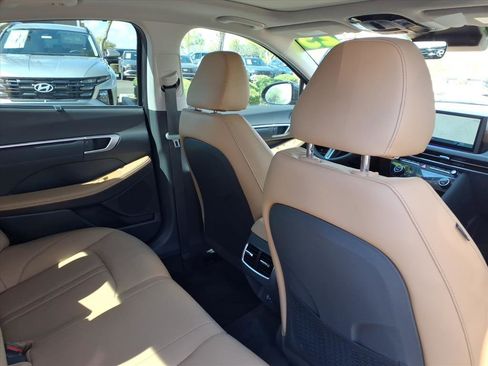 Certified 2025 Hyundai Sonata Limited image 13