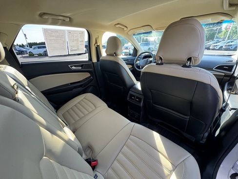 Used 2016 Ford Edge SEL w/ Equipment Group 201A FWD image 15