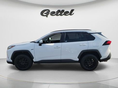 Certified 2023 Toyota RAV4 XLE FWD image 8