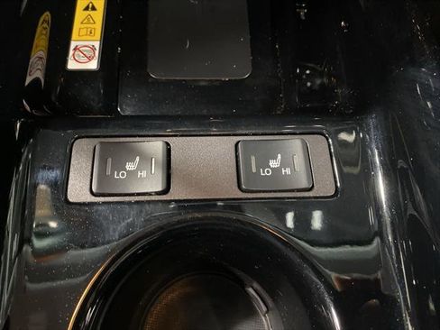 Certified 2022 Toyota Prius Prime XLE image 20