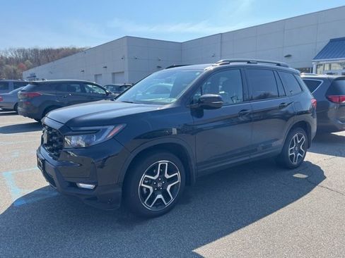 Used 2023 Honda Passport Elite image 2