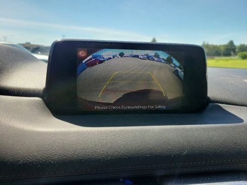 Used 2018 MAZDA CX-5 Touring w/ Preferred Equipment Package AWD/4WD image 8