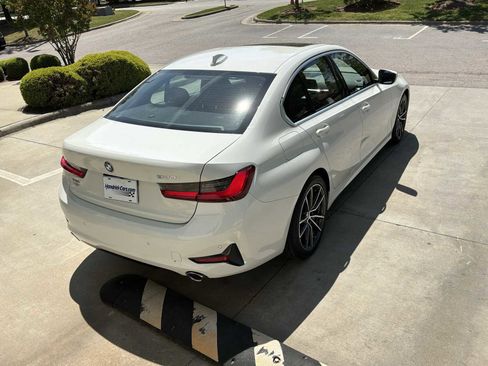 Used 2019 BMW 330i Sedan w/ Convenience Package image 9