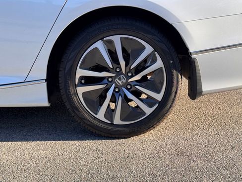 Used 2022 Honda Accord EX-L image 9