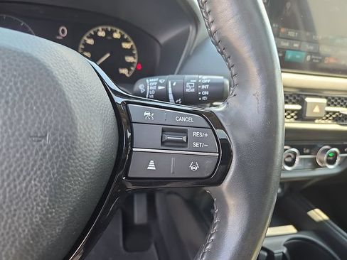 Used 2024 Honda HR-V EX-L image 22