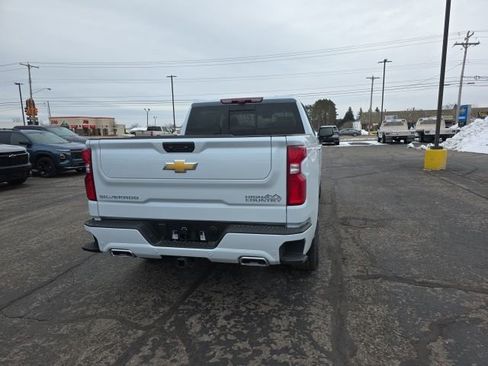 New 2026 Chevrolet Silverado 1500 High Country AWD/4WD image 18