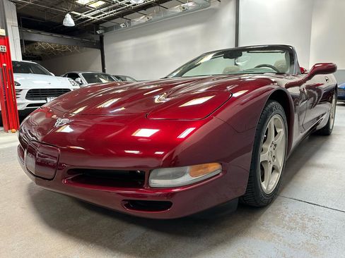 Used 2003 Chevrolet Corvette Convertible w/ Preferred Equipment Group1 RWD image 6