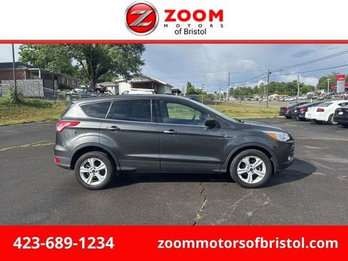Used 2016 Ford Escape SE FWD image 1
