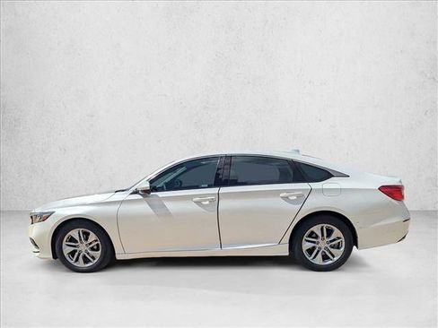 Used 2018 Honda Accord LX image 8