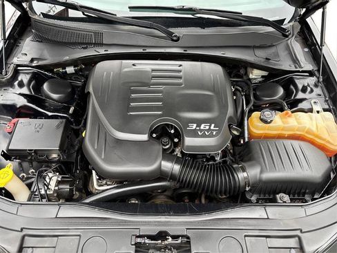 Used 2014 Chrysler 300 S image 24