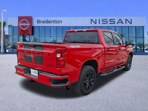 Used 2025 Chevrolet Silverado 1500 Custom w/ Rally Edition AWD/4WD image 5