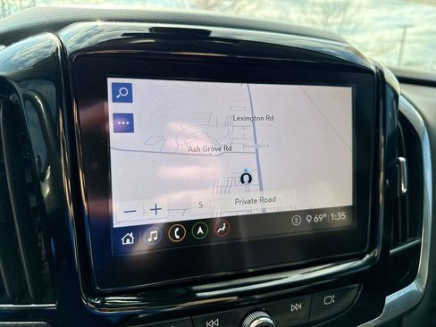 Used 2020 Chevrolet Traverse Premier image 14