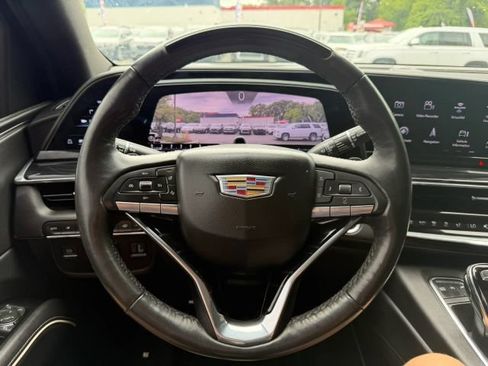 Used 2024 Cadillac Escalade ESV Sport w/ LPO, ONYX Package AWD/4WD image 16