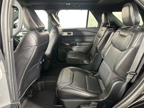 Used 2021 Ford Explorer ST w/ Equipment Group 401A AWD/4WD image 22