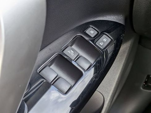 New 2026 Mitsubishi Eclipse Cross LE AWD/4WD image 24
