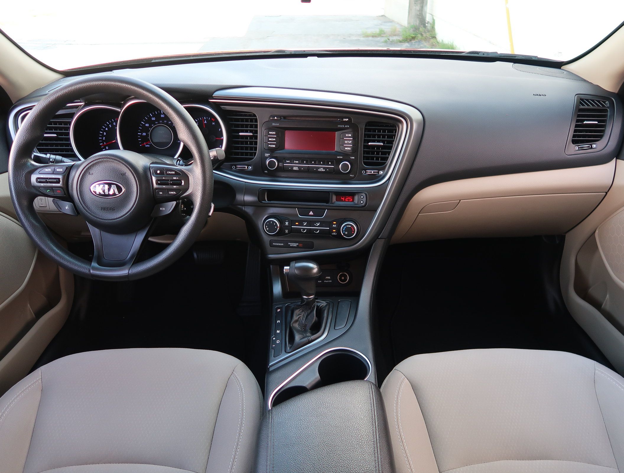 Used 2015 Kia Optima LX FWD image 10