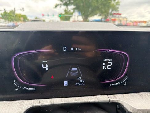 Used 2023 Kia Telluride EX w/ EX Captain's Chair Package AWD/4WD image 10
