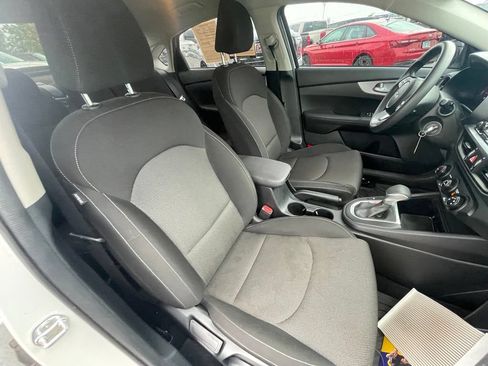 Used 2024 Kia Forte LXS FWD image 26