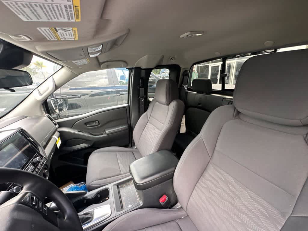 Used 2025 Nissan Frontier S w/ S Utility Package RWD image 7