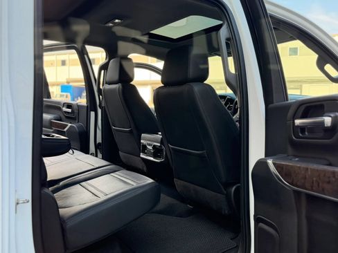 Used 2020 GMC Sierra 2500 Denali w/ Denali Ultimate Package AWD/4WD image 27