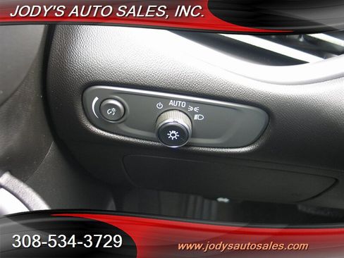 Used 2018 Chevrolet Malibu LS image 8