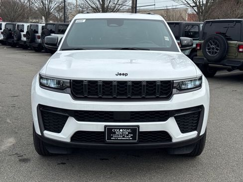 New 2026 Jeep Grand Cherokee Altitude AWD/4WD image 35