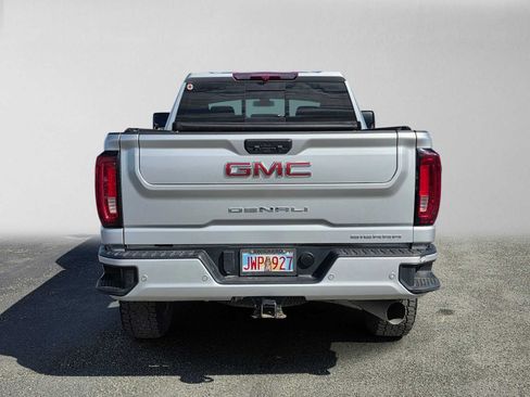 Used 2023 GMC Sierra 2500 Denali AWD/4WD image 4