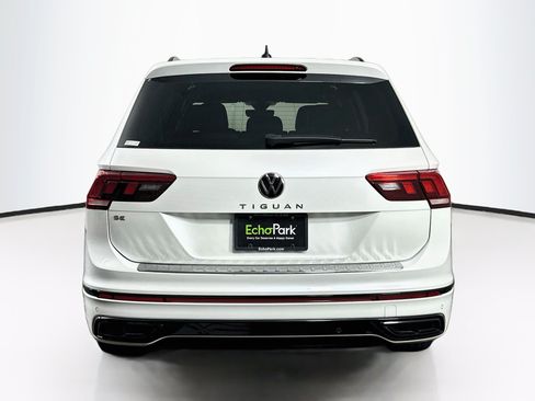 Used 2023 Volkswagen Tiguan SE R-Line FWD image 7
