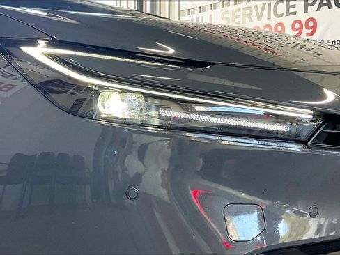 Used 2024 Toyota Prius XLE image 24