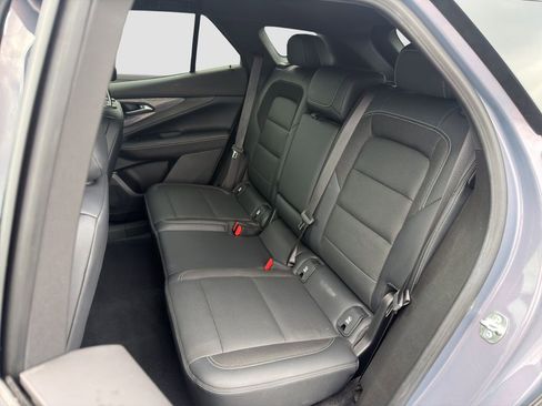 Used 2024 Chevrolet Blazer EV LT image 13