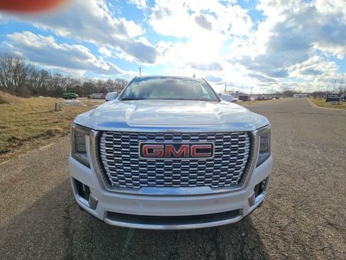 Used 2021 GMC Yukon Denali w/ Denali Ultimate Package image 11