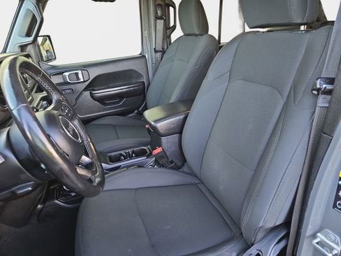 Used 2021 Jeep Wrangler Unlimited Willys image 17