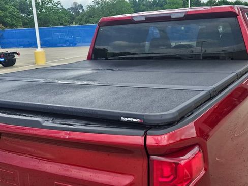 Used 2023 Chevrolet Silverado 1500 LTZ AWD/4WD image 6