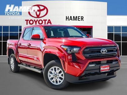 New 2025 Toyota Tacoma SR5